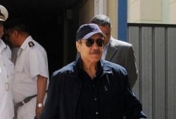العادلي لـ"الضباط" أثناء خروجه: شكرًا على حسن المعاملة
