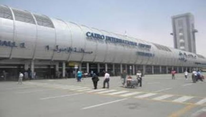 سلطات الانقلاب توقف حركة الطيران بين مصر واليمن