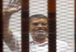 تأجيل محاكمة الرئيس "مرسي" بهزلية التخابر لـ31 مارس