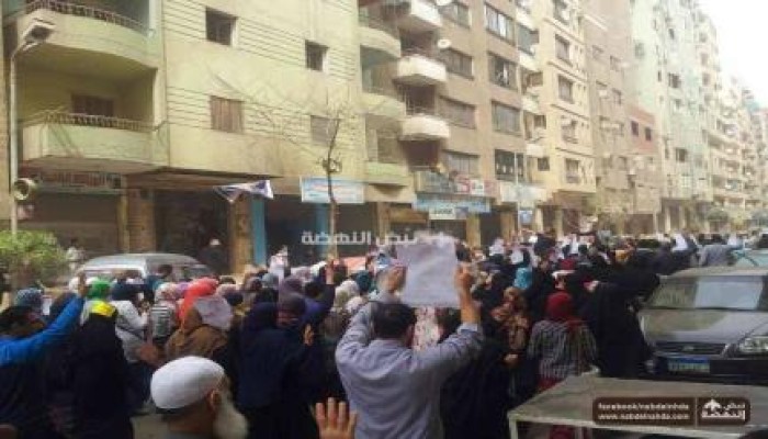 شباب العمرانية يتصدون لبلطجية الانقلاب ويواصلون مسيرتهم