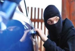 الشرقية: سرقة خزنه و شاشات تليفزيونيه بإستاد جامعة الزقازيق فى ظل حراسة قوات الجيش