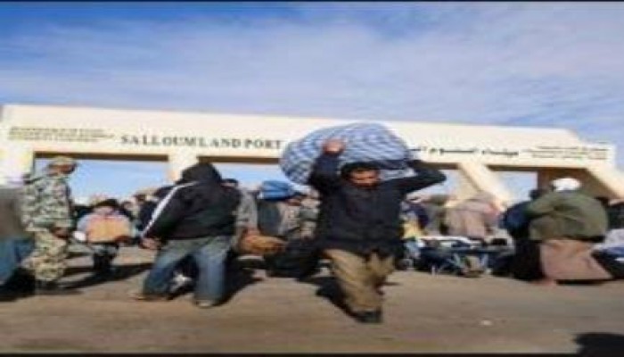 مع استمرار "عاصفة الحزم".. عودة العمالة المصرية من الخارج كابوس يطارد الانقلاب