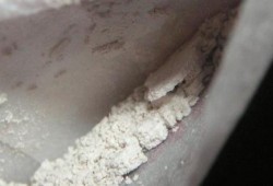 حبس أمين شرطة 4 أيام بتهمة الاتجار في الهيروين