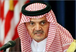 نشطاء التواصل السعوديون يرحبون برد الفيصل .. ويسخرون من السيسي