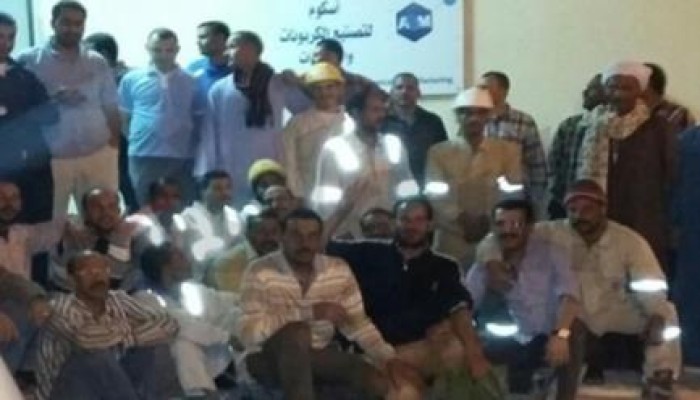عمال شركة مملوكة لنجل "هيكل" يضربون للمطالبة بالحوافز