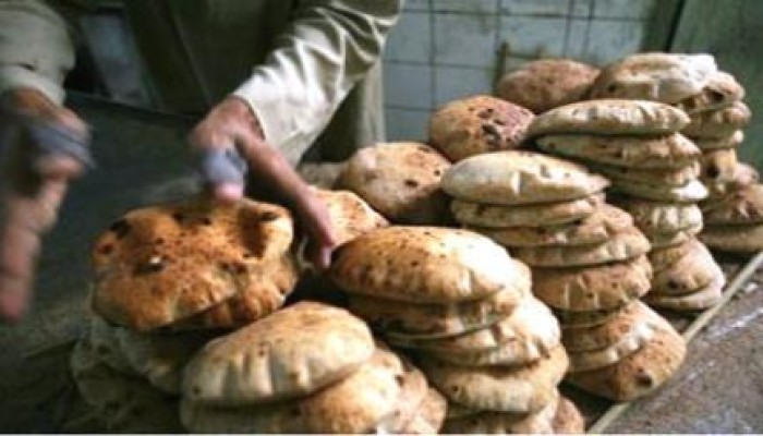 أصحاب المخابز يهددون وزير تموينالانقلاب  بإغلاقها