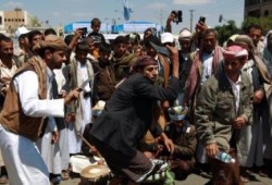 عاجل..الحوثيون يسيطرون على باب المندب دون قتال