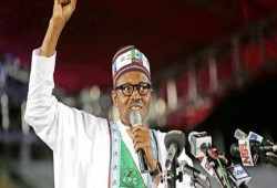 محمد بخاري .. ينهي 16 عاما من حكم حزب الشعب في أول انتخابات نزيهة بنيجيريا