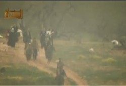 قوات الأسد اتخذت مدنيين دروعا بشرية للهرب من إدلب (فيديو)