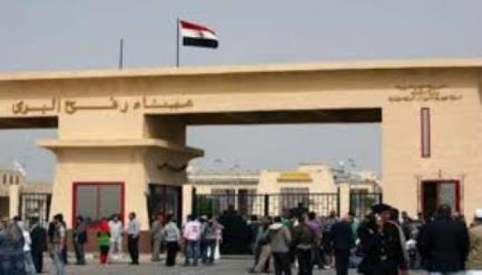 14 ألف مواطن على بوابة "رفح".. الانقلاب يحوّل غزة إلى سجن كبير