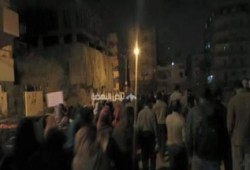 وقفة ومسيرة ليلية لثوار أكتوبر رفضا للانقلاب