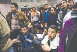 مصريون عالقون بالمدن اليمنية: نحن في عداد الموتى