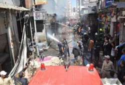 حريق ضخم بسوق الملابس ب‏بورسعيد‬