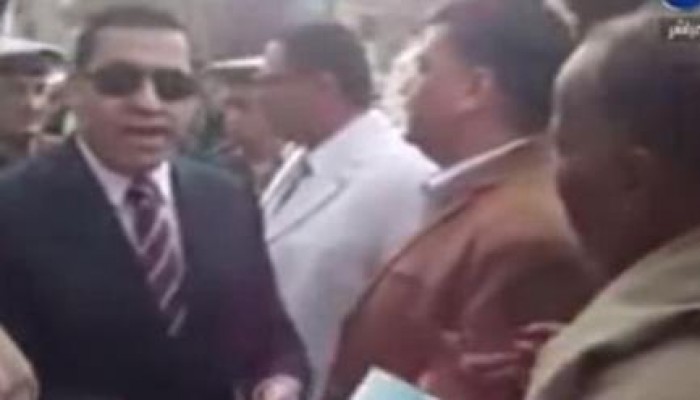 بالفيديو.. محافظ الشرقية الانقلابي : الشعب كله متسول