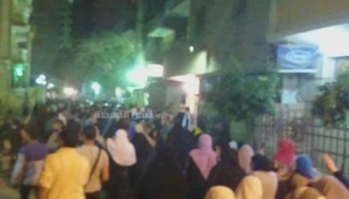 ثوار الهرم يستكملون مسيرتهم رغم إعتداء الأمن عليهم