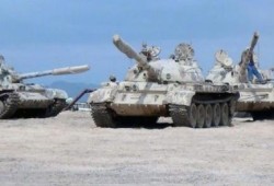 الرئاسة اليمنية: الحوثيون استولوا على 90 دبابة وعشرات المصفحات