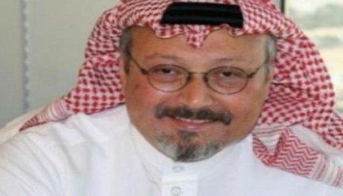 صحفي مقرب من النظام السعودي: "مظاهرة سب الملك سلمان أمام السفارة بمعرفة السيسي"