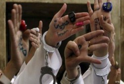 القبض على 3 فتيات بالاسكندرية عقب مشاركتهن في فعالية احتجاجية على اعتقال ذويهم