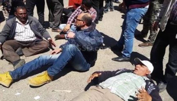 تجار بورسعيد يفترشون الأرض بعد تهديد الأمن بفض اعتصامهم