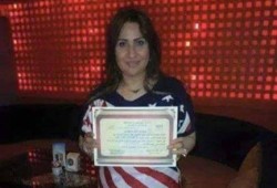 في عصر الإنقلاب...الأم المثالية جائزة الراقصات  وأم القاتل