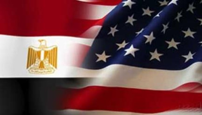 ستيفن كوك: حماية "إسرائيل" وراء استئناف المساعدات الأمريكية لعسكر مصر