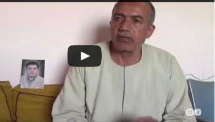 بالفيديو.. والد مختطف: مليشيات الانقلاب هددونا اللي هيتكلم هناخده