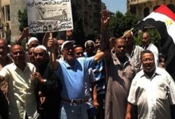 أصحاب المعاشات يهددون باعتصام مفتوح بطلعت حرب