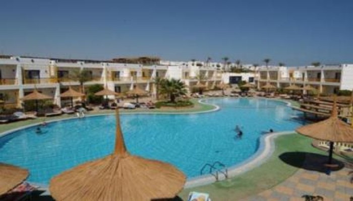 فى عهد الانقلاب: إيرادات السياحة تتراجع بنسبة 55% مع إغلاق 17 قرية بمرسى علم