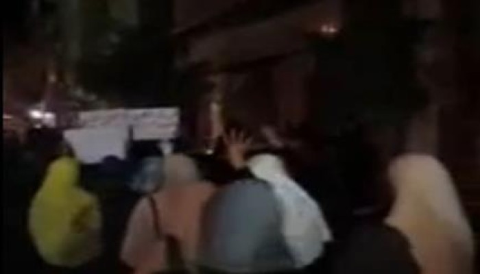 بالفيديو: مسيرة ليلية مناهضة لحكم العسكر بالمحلة الكبرى ولأحكام الإعدام الجائرة