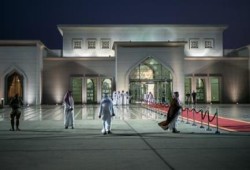 السعودية ترفض هبوط طائرة إيرانية في مطارها