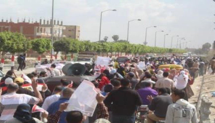 ثوار أبو حماد ينتفضون في  مسيرة صباحية حاشدة