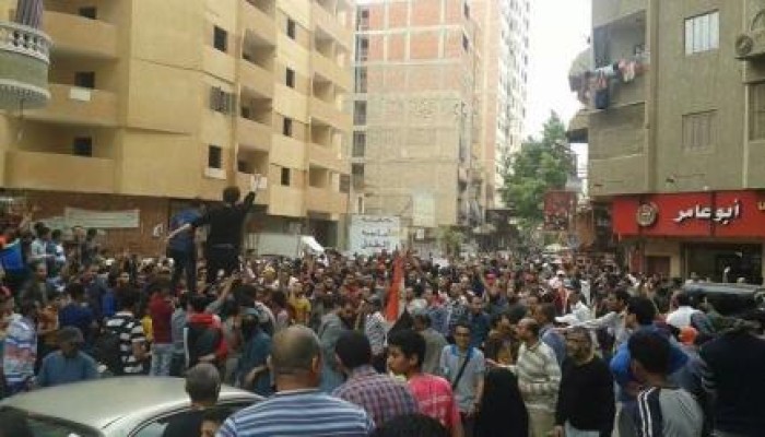 بالصور . . ثوار المطرية يخرجون بمسيرة حاشدة ضمن فاعليات  جمعة " أوقفوا إعدام وطن "