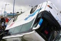 ارتفاع عدد المصابين فى انقلاب أتوبيس سياحي بطريق الإسكندرية إلى 13 سائحًا
