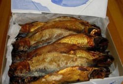 "حماية المستهلك" تحذر مرضى الكبد والكلى من تناول الأسماك المملحة