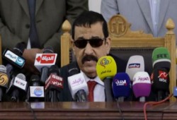 كينيث روث : شحاتة لا يقوى على النظر في وحه ضحاياه