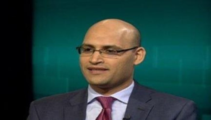 خليل العناني: السيسي شمشون الذي يحرق الجميع من أجل السلطة