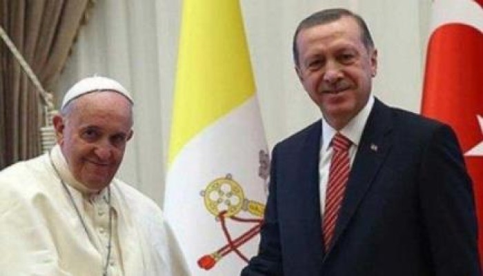 أردوغان يحذر بابا الفاتيكان من تكرار تصريحاته حول المزاعم الأرمنية
