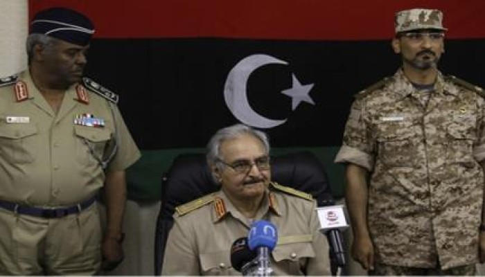 صحف داعمة للانقلاب: حفتر التقى السيسي سرا قبل توجهه للأردن