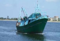 نقابة الصيادين تحذر السفن من الاقتراب من المياه الإقليمية اليمنية دون تصريح