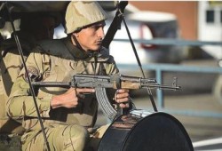 بسبب تعالي ميليشيات العسكر.. تواصل الاشتباكات بين أفراد الجيش والشرطة