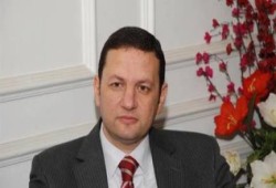 "الإخوان المسلمون" يواسون باسم عودة في وفاة والده