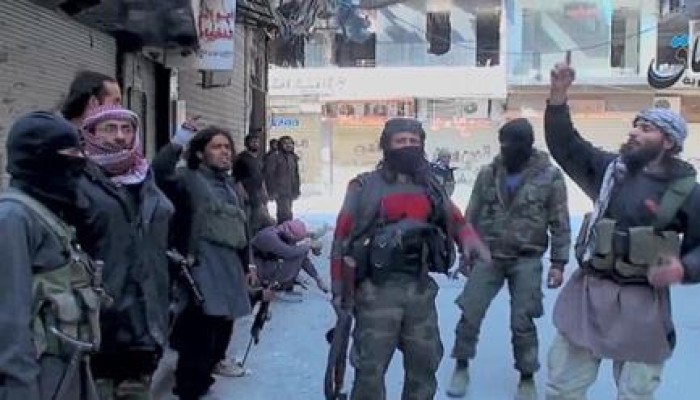 "داعش" تتراجع أمام "أكناف بيت المقدس" بمخيم اليرموك