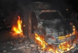 مقتل جندي وإصابة 3 في تفجير مدرعة برفح