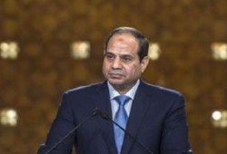 الخائن السيسي يتراجع : لم نرسل قوات برية وندعم حلا سياسيا في اليمن