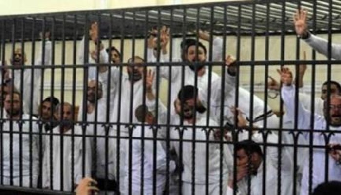 دفاع "خلية السويس" يطلب تصويرالمعتقلين ليطمئن ذويهم