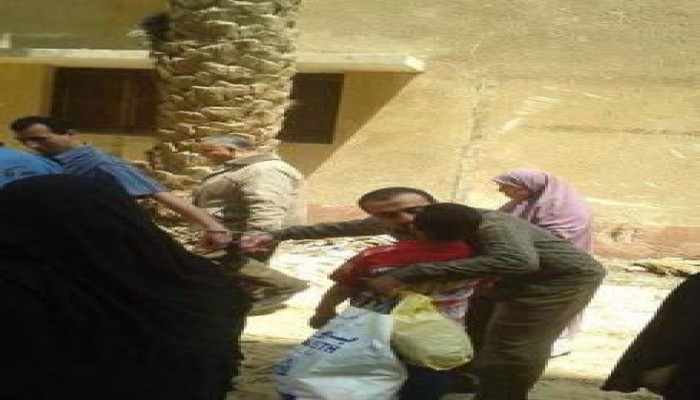 صورة وتعليق " معتقل صامد و ابنه "