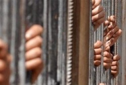 البحيرة: أمن الانقلاب يمنع الزيارة لأجل غير مسمي عن المعتقلين بفرق الأمن بدمنهور