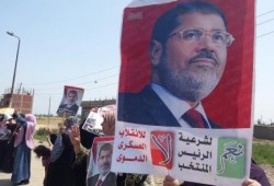 بالصور والفيديو.. ثوار العدوة ينددون بسجن الرئيس مرسي وآخرين 280 سنة