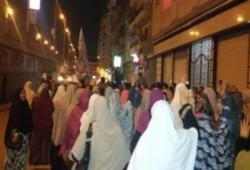 مسيرة ليلية حاشدة لثوار "كفر الدوار" رفضًا لحكم حبس الرئيس الشرعي