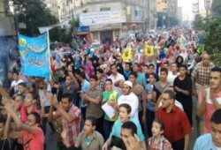 الثوار يجبرون مليشيات الانقلاب بسوهاج الإفراج عن إحدى الحرائر